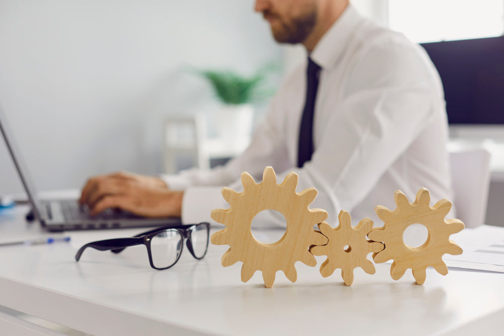 Complete Work effectively with others training course online based on BSBWOR203. Print off your Certificate on successful completion. More info: Call OHS.com.au 1300 307 445.