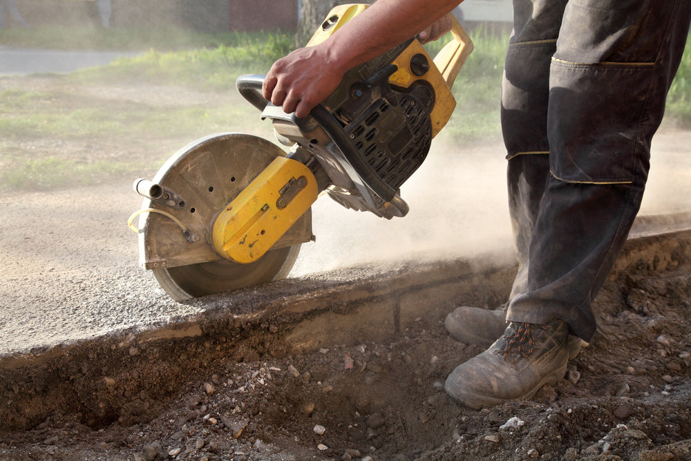 CR Saw and cut concrete pavement to initiate planned cracks training online (VOC Refresher RIICRC319)